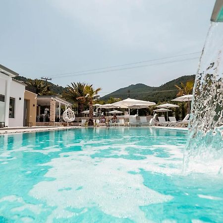 Pachis Escape Suites Exterior foto
