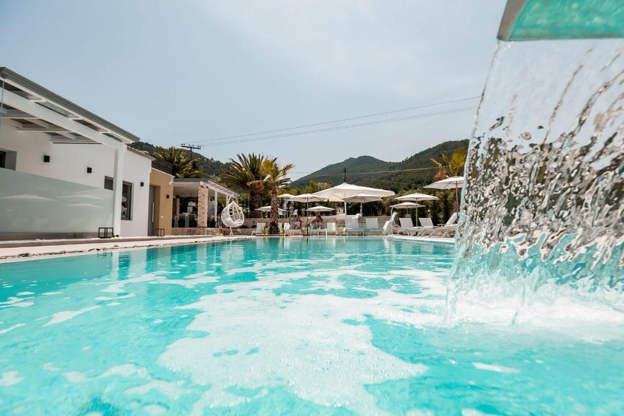 Pachis Escape Suites Exterior foto